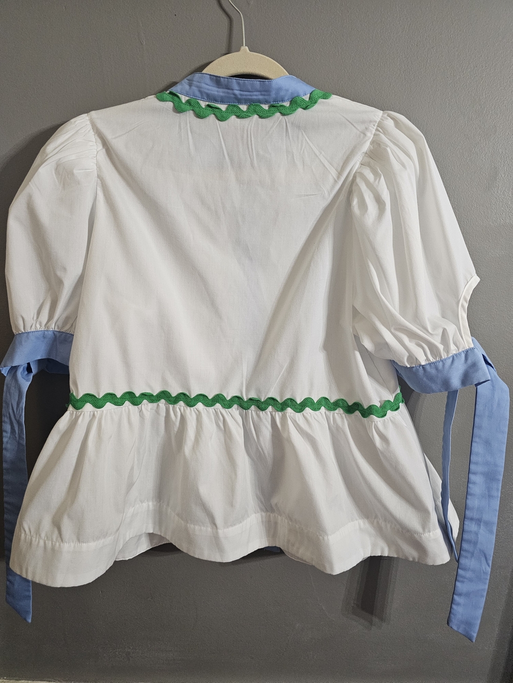 entro White Peplum Blouse with Blue Trim and Green Rickrack - Picture 3 of 3